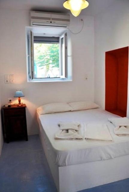 Katerina Rooms Adamantas  Exteriör bild